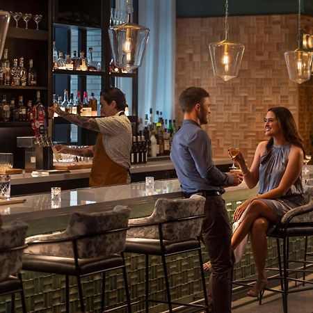 Hyatt Centric Downtown Nashville Exteriér fotografie The Bar at the St. Regis