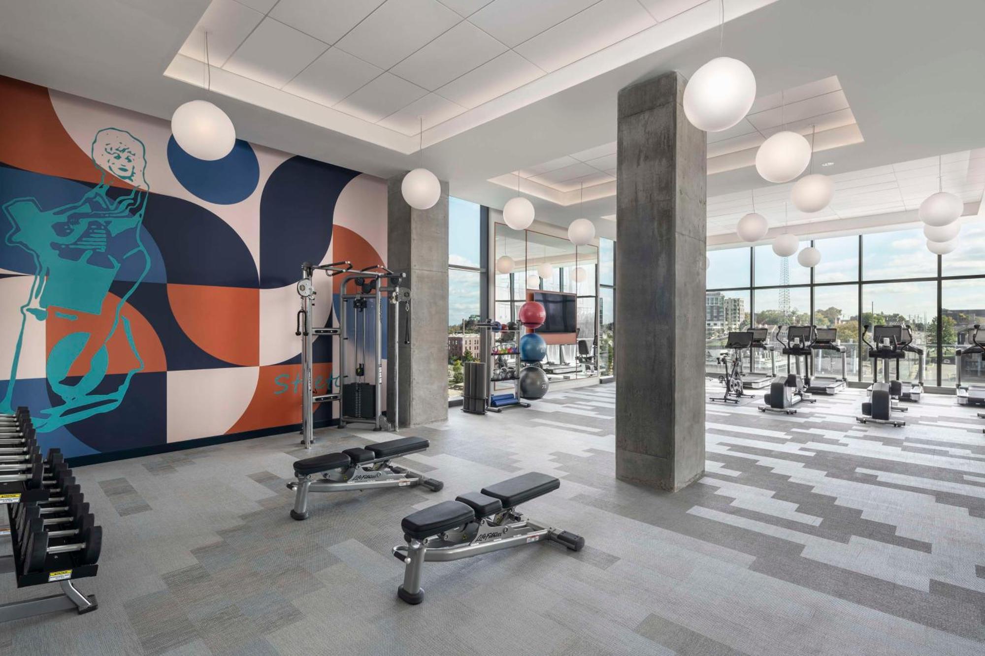 Hyatt Centric Downtown Nashville Exteriér fotografie The gym at The Standard East Village